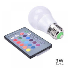 16 farver dæmpbar 5W E27 LED-pære, kompatibel med fjernbetjening, stemningsbelysning til hjemmebarfestdekoration