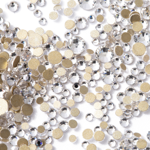 Kleber Fix Crystal für vielfältige Anwendungen, Glaskristall mit wunderschönen Schlifffacetten und ansprechenden Formen für Nagel-Strasssteine,