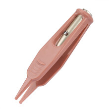 Pulitore nasale per neonati con luce LED, punta arrotondata, materiale per uso alimentare, punta liscia e senza sbavature, pinzette in plastica per