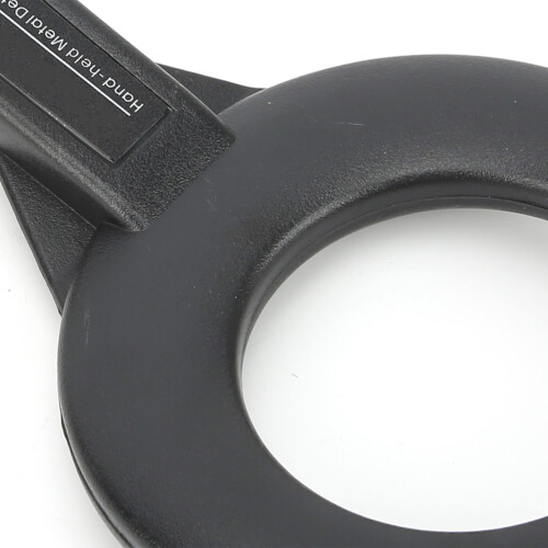 Compact MD200 Metal Detector with 360 Detection & Battery Indicator 2