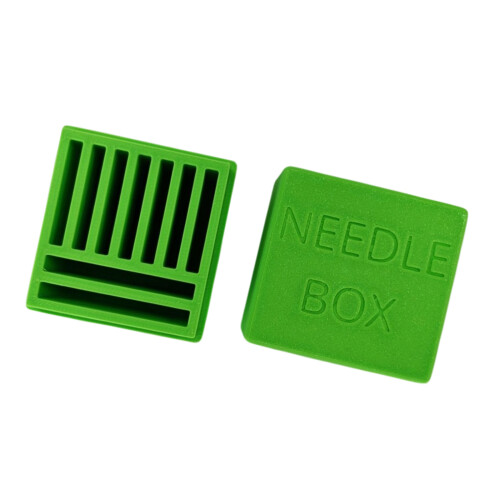 Needle Holder Secure Closure Portble for Mobile Sewing-green