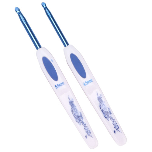 Crochet Hook Set 8 Sizes Soft Non-Slip Grip Numbered for Easy Use 2