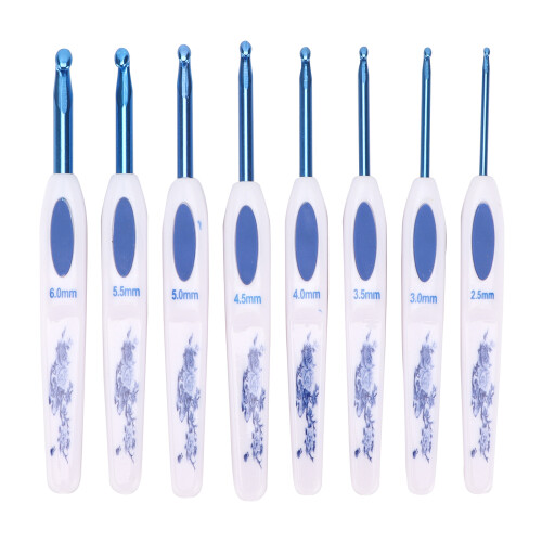 Crochet Hook Set 8 Sizes Soft Non-Slip Grip Numbered for Easy Use 1