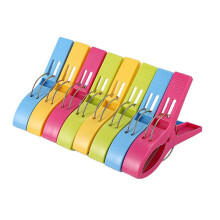 Set van 8 grote, felgekleurde plastic handdoekclips voor ligstoelen, diverse kleuren.