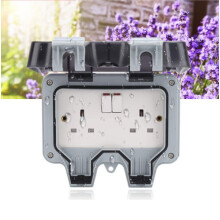 Waterproof Outdoor 13A 2Gang Storm Switched Socket Double IP66 Outside Use