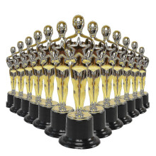Lote de 24 troféus de plástico (estatuetas) para presentes de festa, recompensas escolares, prêmios de jogos, etc.