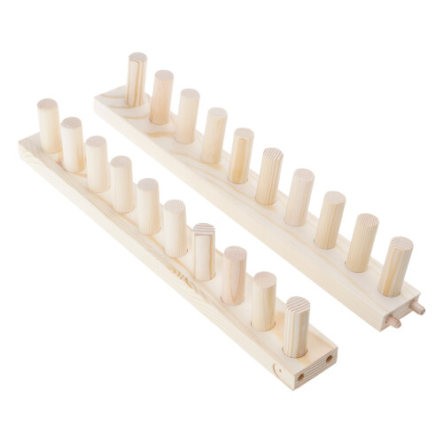Robuster handgefertigter Strickrahmen aus Holz mit-     B