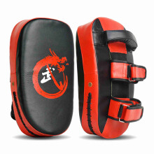 Kickbox-Boxsack mit gebogener Form für Muay Thai- und Boxtraining in Fitnessstudios