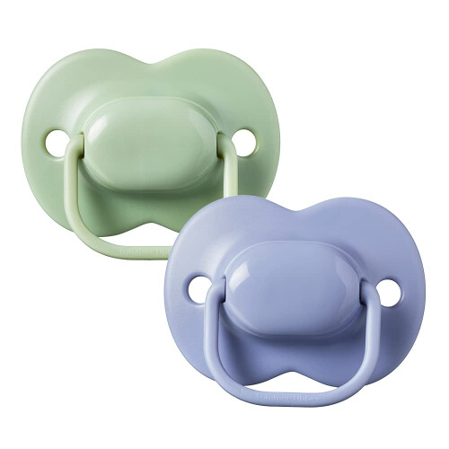 Tommee Tippee Tommee Tippee Cherry Latex Dummies, 18-36 Months, 1
