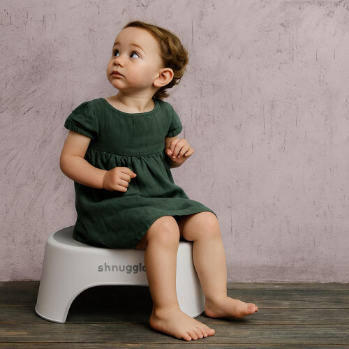 Shnuggle Shnuggle Sturdy Step Stool | Helps Toddlers in the 2