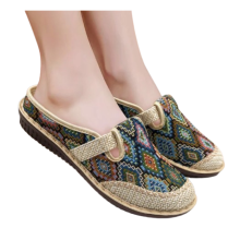 Retro-Inspired Women's Embroidered Clogs, Easy to Slip On Breathable Material Slides, Soft Soled Lightweight Mules with Comfortable Fit, Round Toe