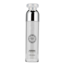 Huidtoner Essence voor een jeugdige gloed. Hydraterende, diep absorberende essence met natuurlijke plantenextracten. Veilige ingrediënten voor een