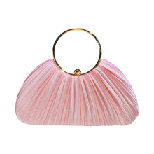 Stilvolle Umhängetasche für Abendgarderobe. Elegante-Rosa