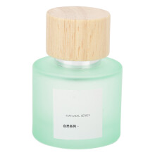 Lichte en verfrissende geurspray voor vrouwen, elegant minimalistisch design met langdurige houtachtige basisnoten, geschikt voor dagelijks gebruik