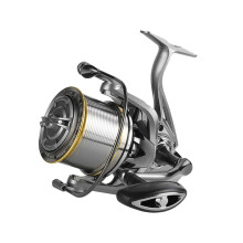 Spincast Fishing Reel 4.8:1 Gear Ratio 17+1BB Stainless Steel Bearings M Size Casting Lure Reels For Men
