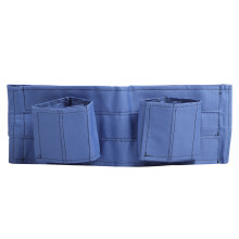 Cinta de contenção para pernas em cadeira de rodas, com formato ergonômico para suporte ideal. Material respirável que mantém as pernas frescas