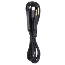 Professionele audiokabel van topkwaliteit, 5,5 meter lang voor flexibiliteit en bewegingsvrijheid, volumeregeling voor naadloze gamesessies.