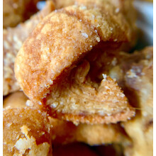 1 Kg Uncle Alberts Pork Scratchings