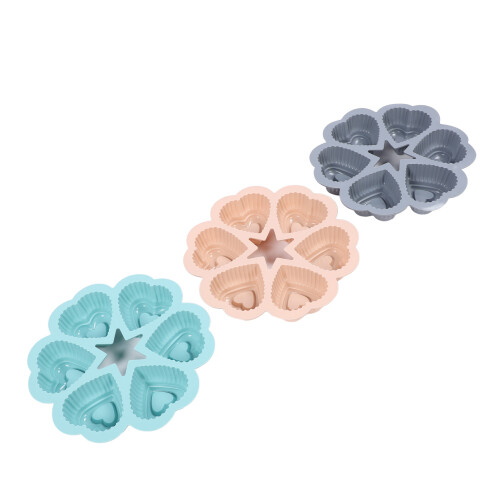 3 Pcs Heart Silicone Cake Pan Set, Non-Stick, Flexible Baking Molds