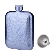 Titanium-Flasche mit Trichter, 11,7x8cm, Eisblau – Leichte Trinkflasche