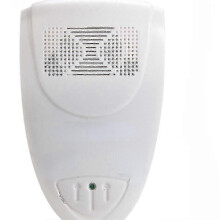 (White) Ultrasonic Squirrel Repellent Repels Squirrels Within 72hours