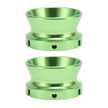 Adaptateur robuste pour magnétophone à bobines Akai, en alliage d'aluminium. L'adaptateur de moyeu de 10 pouces assure durabilité et performance.