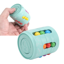 Shape Fingertip Toy - Educational Stress Relief Gift, Green, 6.8 x 5.6cm