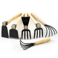 Garden Hoe Type E with Sharp Carbon Blade, Ergonomic Wooden Handle, Durable Steel for Heavy Soil