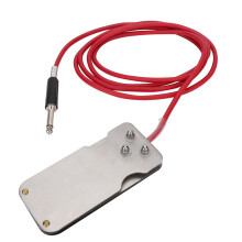 Pedal de tatuagem leve com estrutura durável em aço inoxidável, encaixe universal e funcionamento sólido para todas as máquinas, ideal para