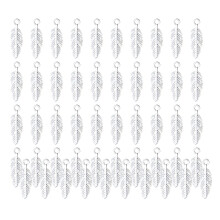 Packung mit 50 Feder-Charm-Anhänger-Zubehör für-Helles Silber
