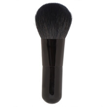 Rougepinsel für einen natürlichen Make-up-Look mit vielseitiger Funktionalität und weichen Borsten zum Auftragen von Puderrouge und Bronzer für