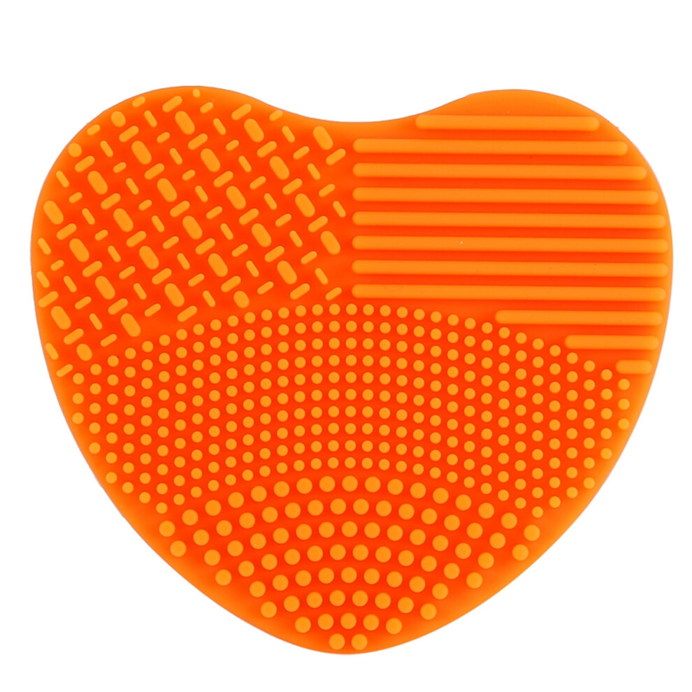 Silicone Material Makeup Brush Cleaner, Heart Shaped Scrub Soft Silicone Washing Scrubber with Ridged Areas for Cleaning, Flexible and Easy to Clean