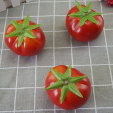 Tomates artificielles fabriquées artisanalement, décorations de légumes d'un réalisme exquis pour sublimer votre espace