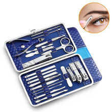 Elegante set per manicure da 21 pezzi, con strumenti antiscivolo racchiusi in un'elegante borsa da viaggio, perfetto per ogni occasione: feste di