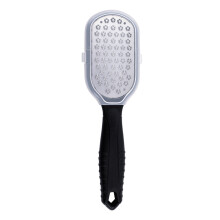 Revolucione seus cuidados com os pés com esta ferramenta de pedicure com lixa de aço inoxidável. Ela remove calosidades e elimina células mortas,