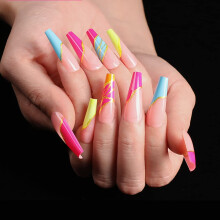 Nagelkunst in Salonqualität, glänzendes Finish, extra lange künstliche Fingernägel zum Aufkleben, hochwertiges ABS-Material, 24 Stück