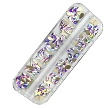 Decorações elegantes para unhas, cristais de strass com base plana para um toque de glamour. O vidro de alta qualidade oferece beleza atemporal.