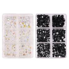 Strasssteine mit flacher Rückseite, Glassteine mit Facettenschliff für unvergleichliche Brillanz, perfekt für die Herstellung verschiedenster