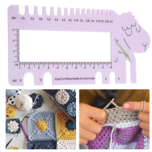 Robustes Kunststoff-Strickmaß mit klaren Zahlen für Häkeln und Heim-Messungen