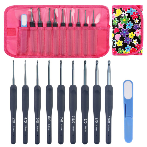 9Pcs Ergonomic Soft Grip Crochet Hook-Black background sma