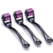 Microneedle Derma Roller, huidverzorgingssysteem voor thuisgebruik, onthult een gezonde teint, veilig en pijnloos met titanium micronaalden voor een