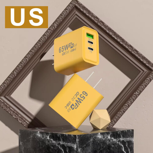 Pipestation USA Travel Plug Adapter with USB-C | U 1