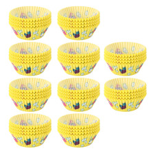 Festive Cupcake Wrappers Heat Resistant Disposable Baking Cups Food-Grade Oil-Proof Paper Stylish Wine Bottle Stopper Design Easy Peel Off After