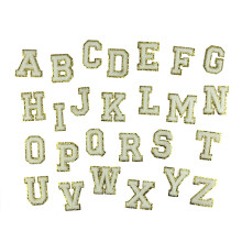 Aufbügelbare Stickflicken, Dekorative Reparatur- und personalisierte Aufnäher mit Goldglitzer und rosa Chenille-Alphabet für Kleidung, Hüte,