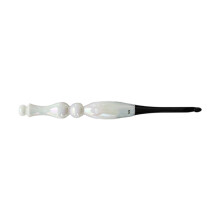 Bequemer Griff, weiße Acryl-Häkelnadel, europäische-5,5 mm