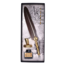 Elegant Quill Pen Set, Feather Dip Pen with High-quality Brass Head for a Smooth Writing Experience, Perfect Luxury Gift Item