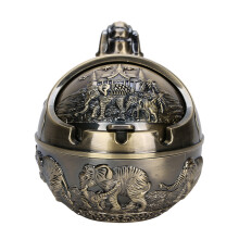 Tragbarer Zigarettenaschenbecher aus Metall mit Deckel, dekorativer Vintage-Aschenbecher, handgeschnitzt, edles Geschenk für Männer und Frauen,
