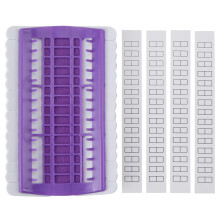 Stevige plastic organizer voor borduurgaren, met knoopvrije draden en kleurnummers voor eenvoudige identificatie, en voorgeregen handnaalden.