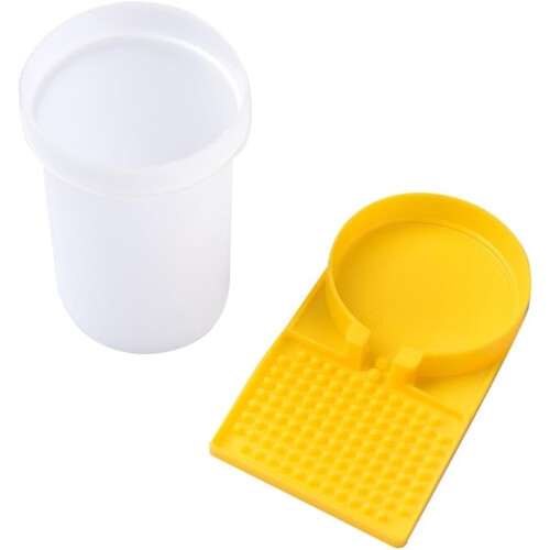 Bee Feeder with Drowning Prevention for Winter Feeding and Robbing Protection 1