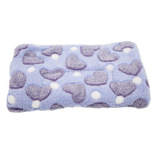 Machine Washable Soft Bed Mat Comfortable Bedding Warm Sleeping Pad For Small Animal Bed Fleece Material Lightweight And Compact Cute Pet Bed Heart Pa